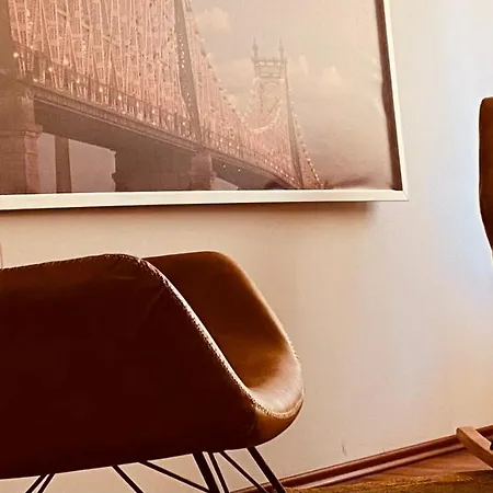 아파트 Moderne In 에버스발데피노프